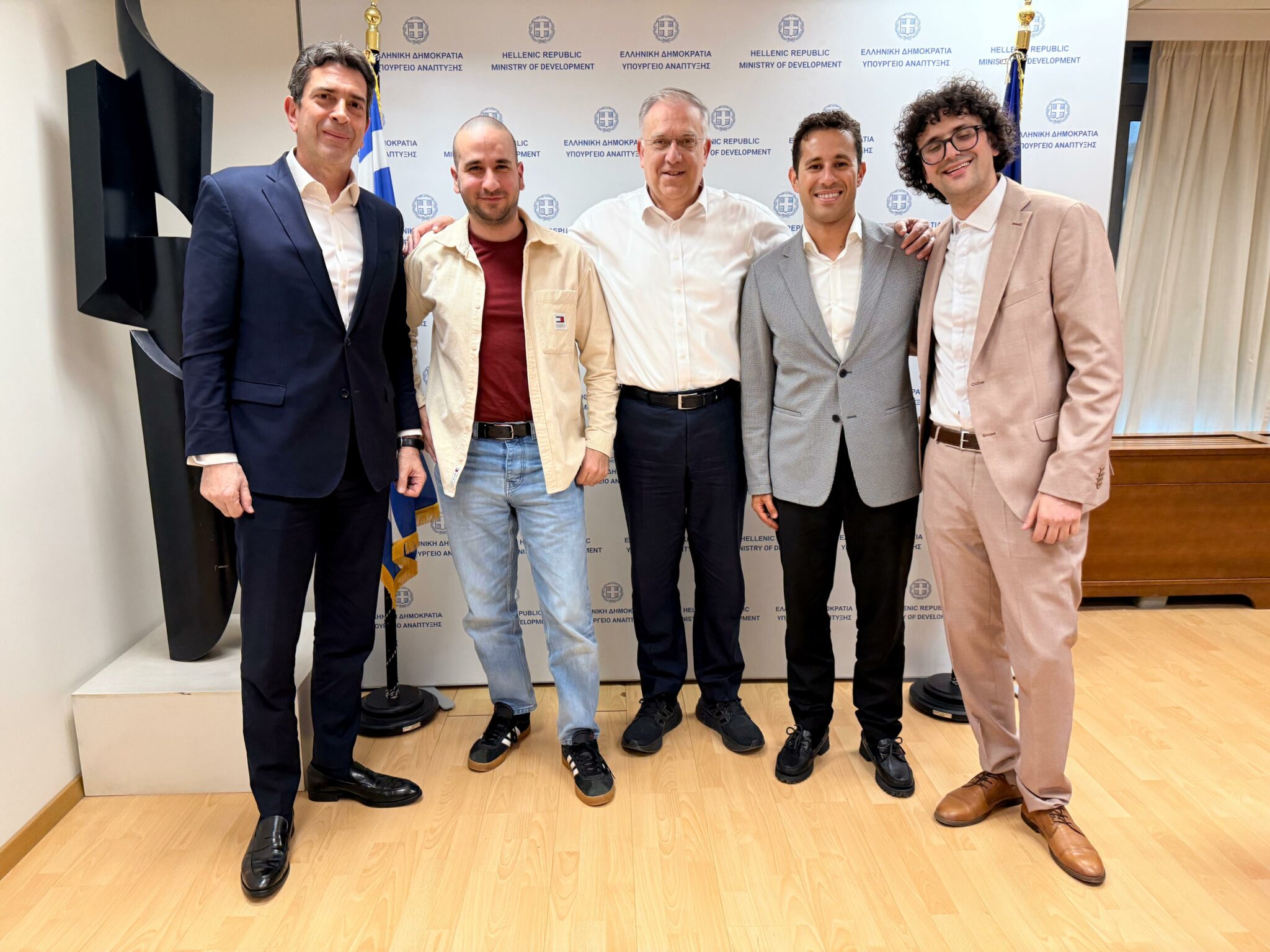 30b00430-e947-4b57-908f-5261315b2565